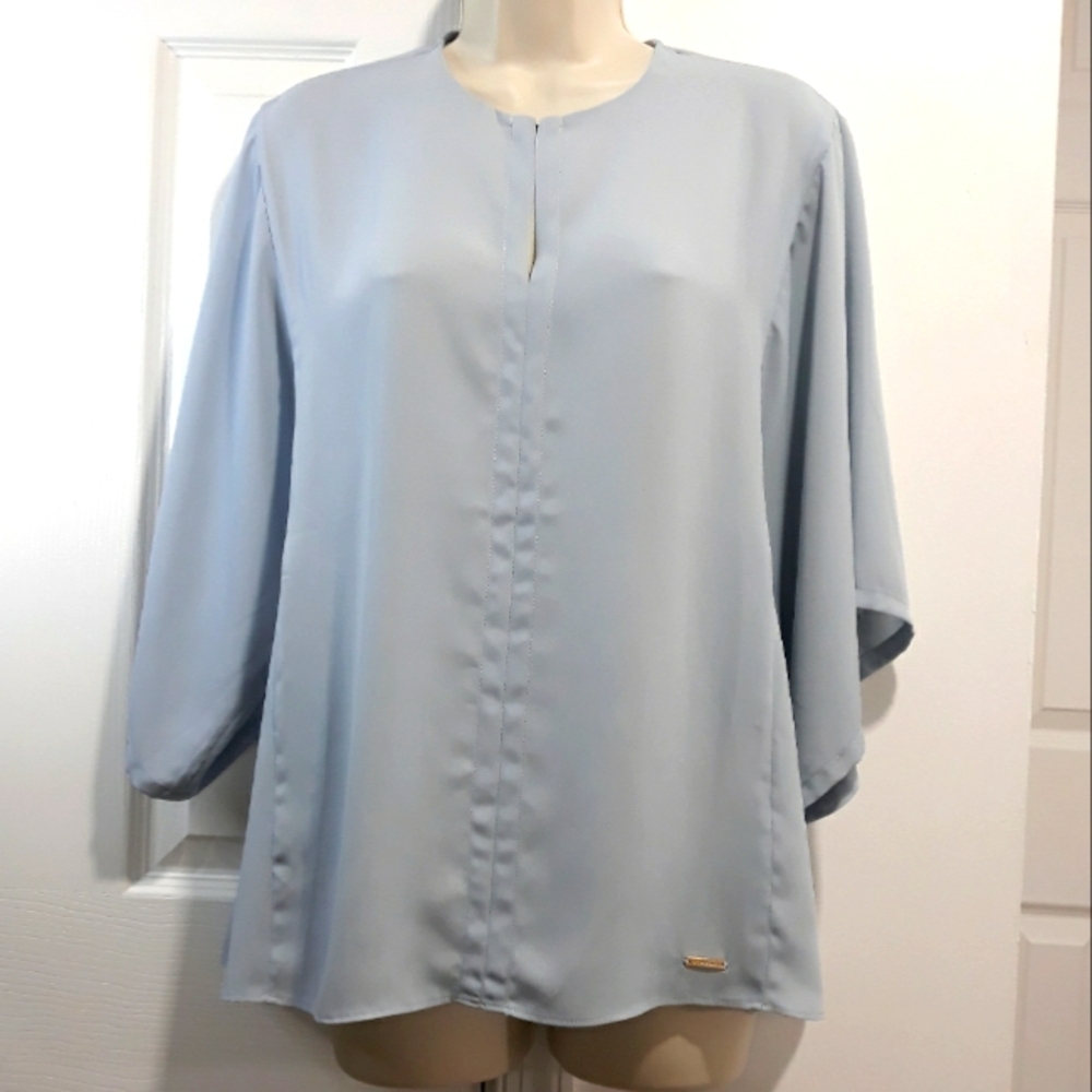 T Tahari Light Blue Women's Top Sleeveles Eyelet Blouse  Oversized XS